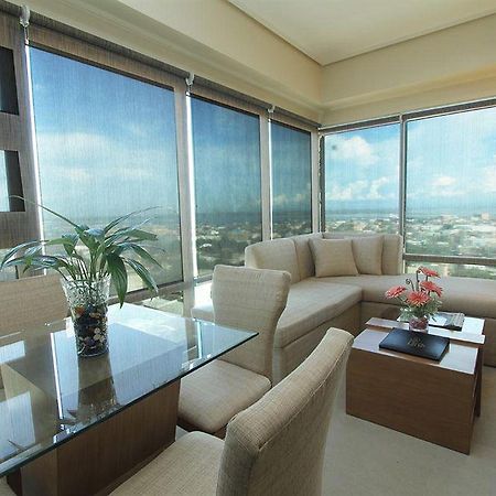City Suites Ramos Tower Cebu Eksteriør billede