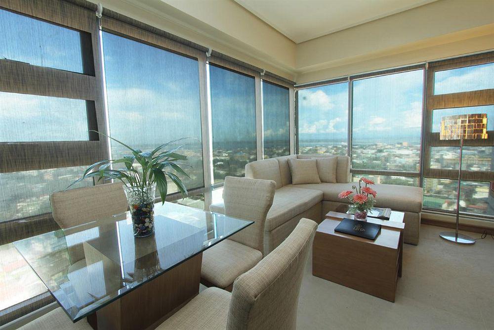 City Suites Ramos Tower Cebu Eksteriør billede